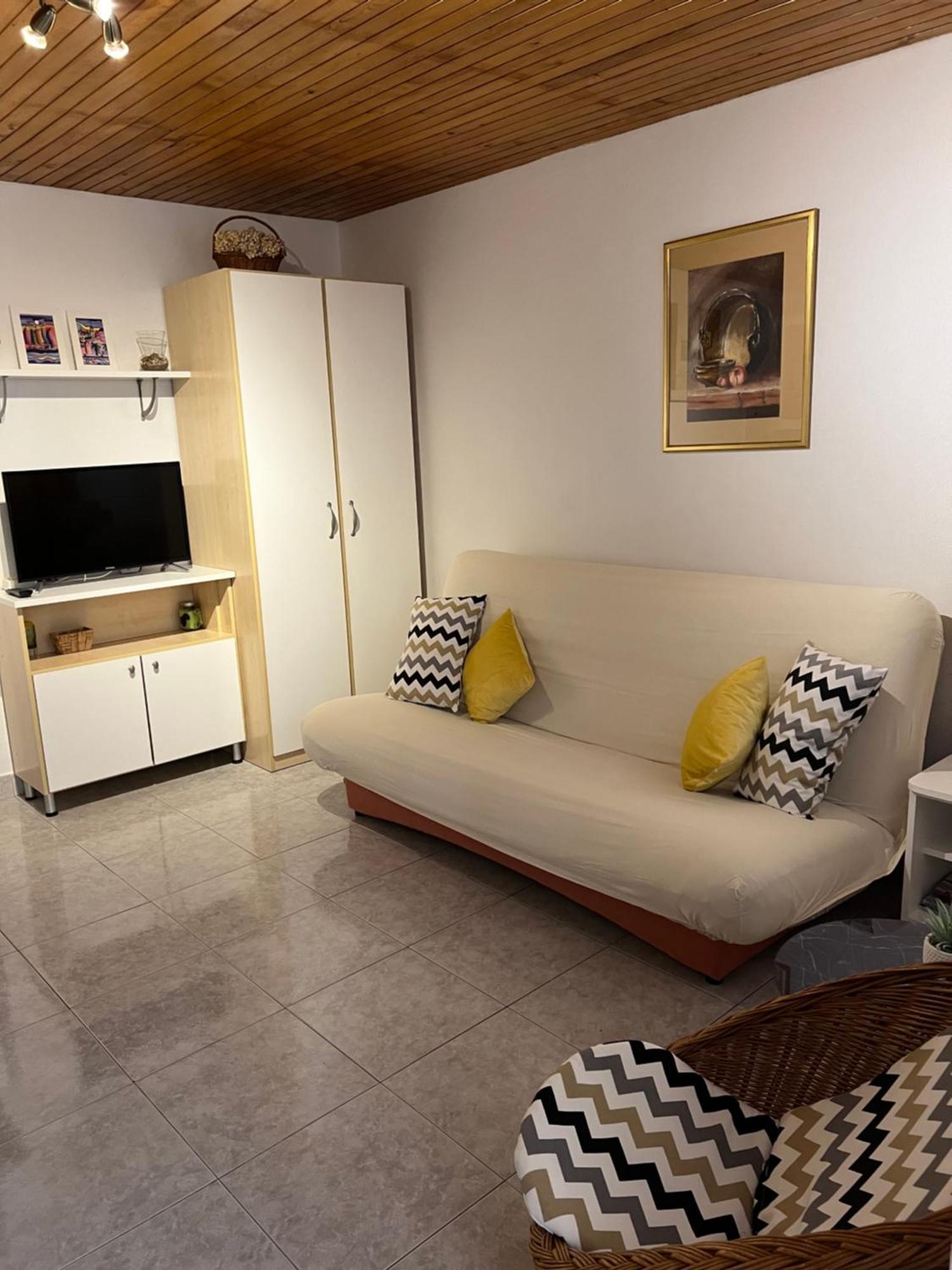 Apartments Bella Vista Makarska Bilik gambar